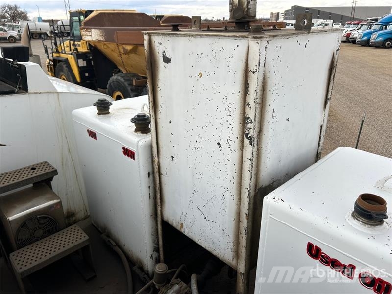 Western Star 4900 6x4 Lube Truck (Inoperable) Tartályos teherautók