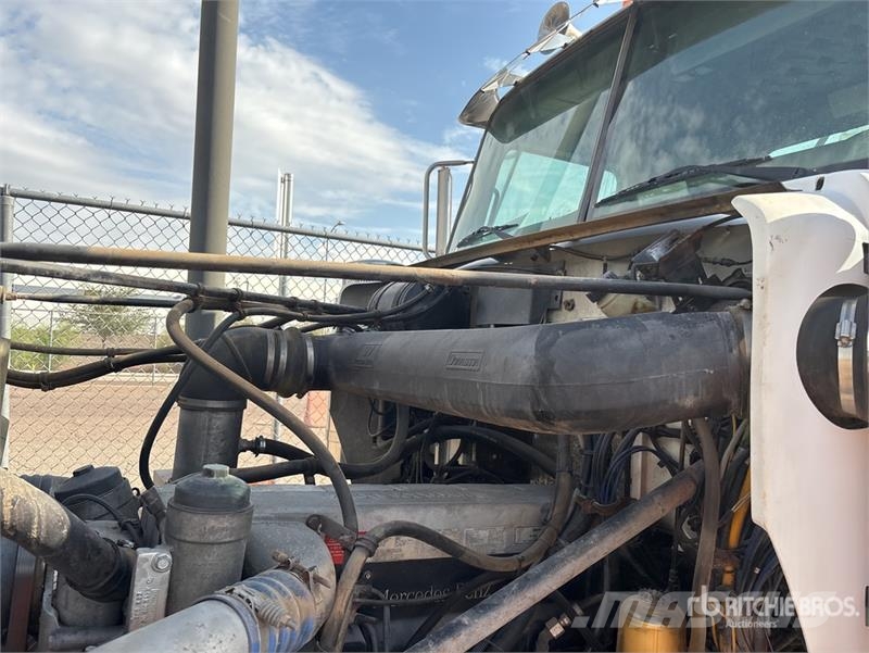Western Star 4900 6x4 Vacuum Tanker Truck 组合/真空油槽车