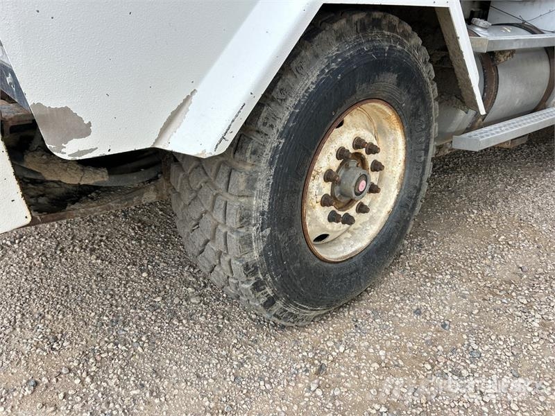 Western Star 4900 6x4 Lube Truck (Inoperable) Tovornjaki cisterne