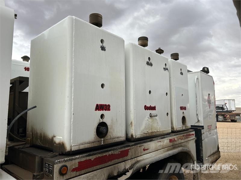 Western Star 4900 6x4 Lube Truck (Inoperable) Tartályos teherautók