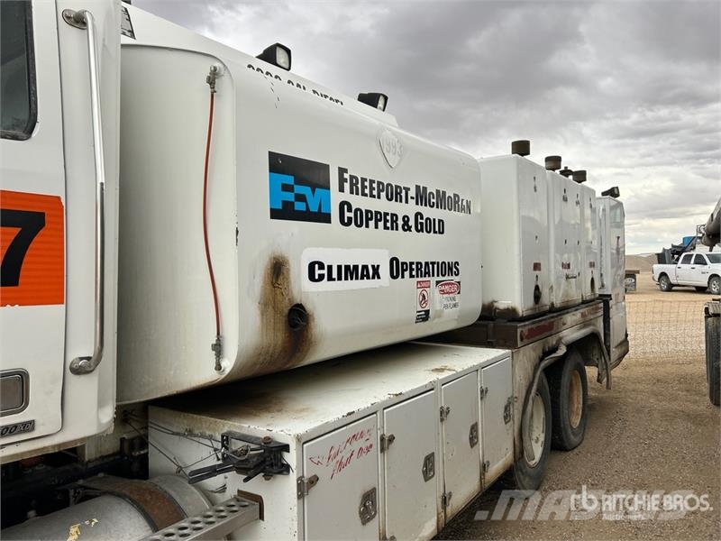 Western Star 4900 6x4 Lube Truck (Inoperable) Tartályos teherautók