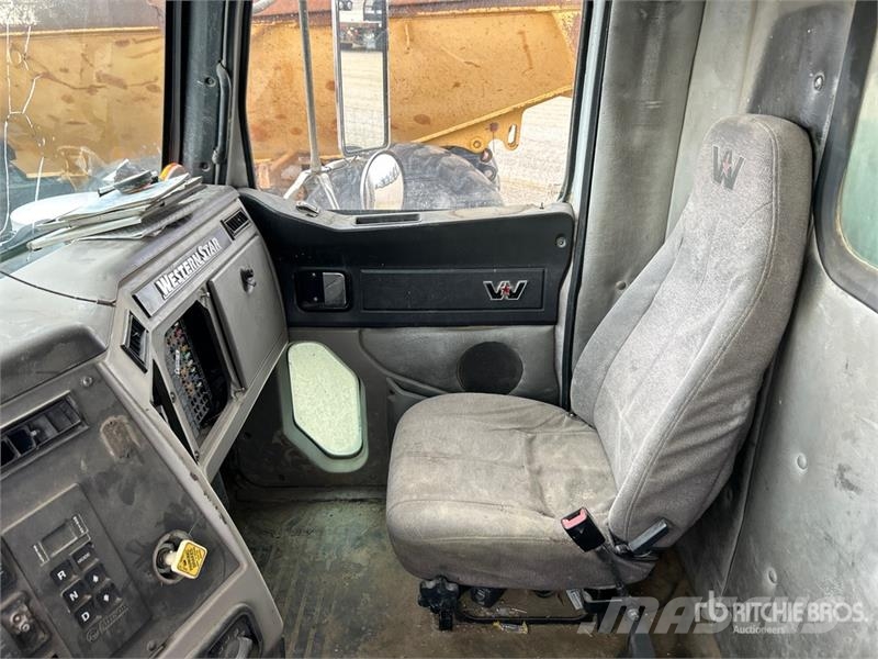 Western Star 4900 6x4 Lube Truck (Inoperable) Tovornjaki cisterne