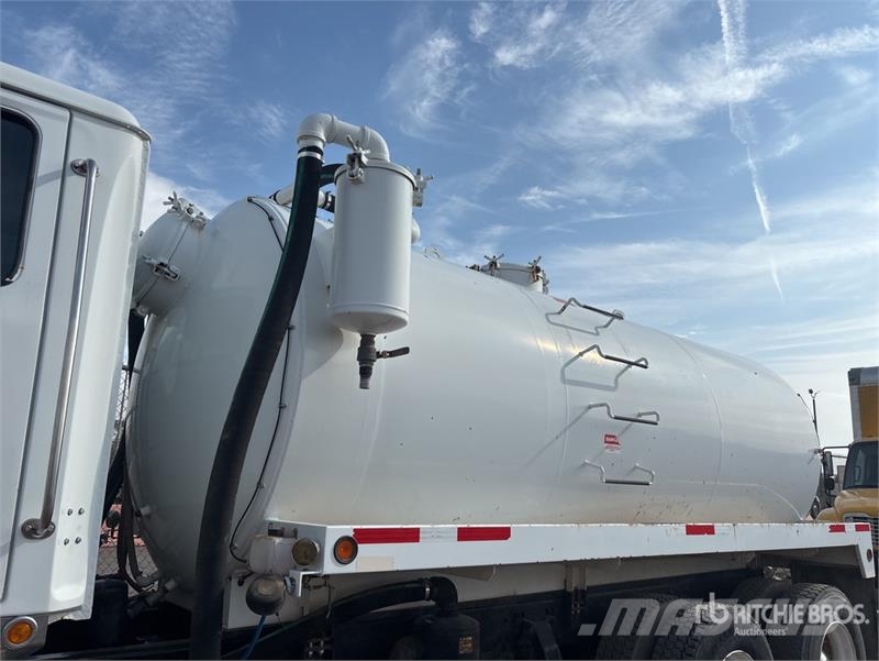 Western Star 4900 6x4 Vacuum Tanker Truck 组合/真空油槽车