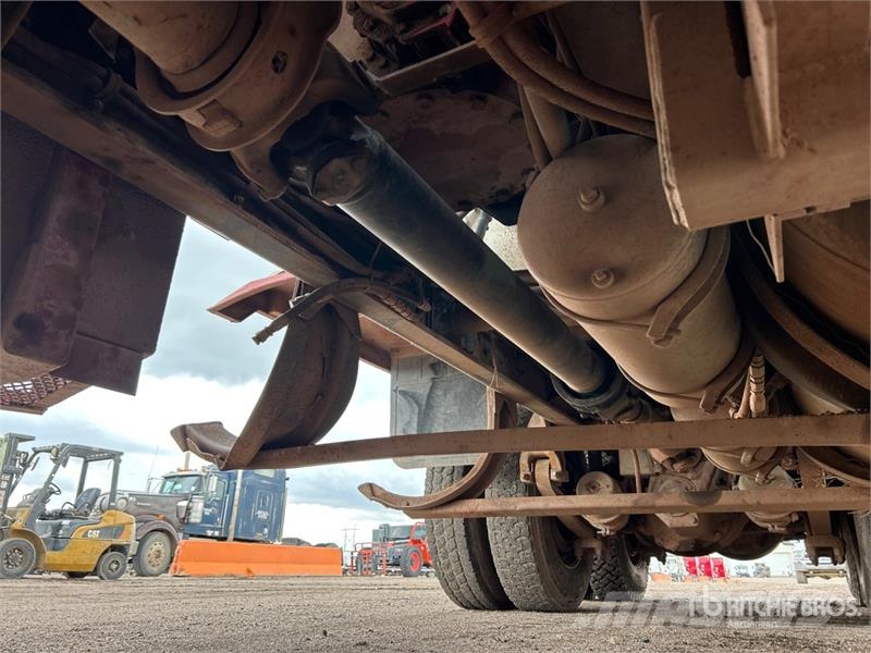 Western Star 4900 8x4 Twin-Steer Vacuum Excavator Truck Slamsugningsbil