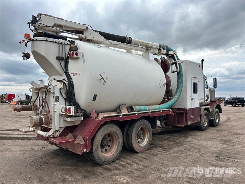 Western Star 4900 8x4 Twin-Steer Vacuum Excavator Truck Slamsugningsbil