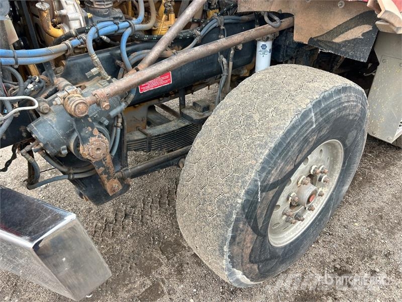 Western Star 4900 8x4 Twin-Steer Vacuum Excavator Truck Slamsugningsbil