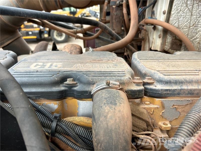 Western Star 4900 8x4 Twin-Steer Vacuum Excavator Truck Slamsugningsbil