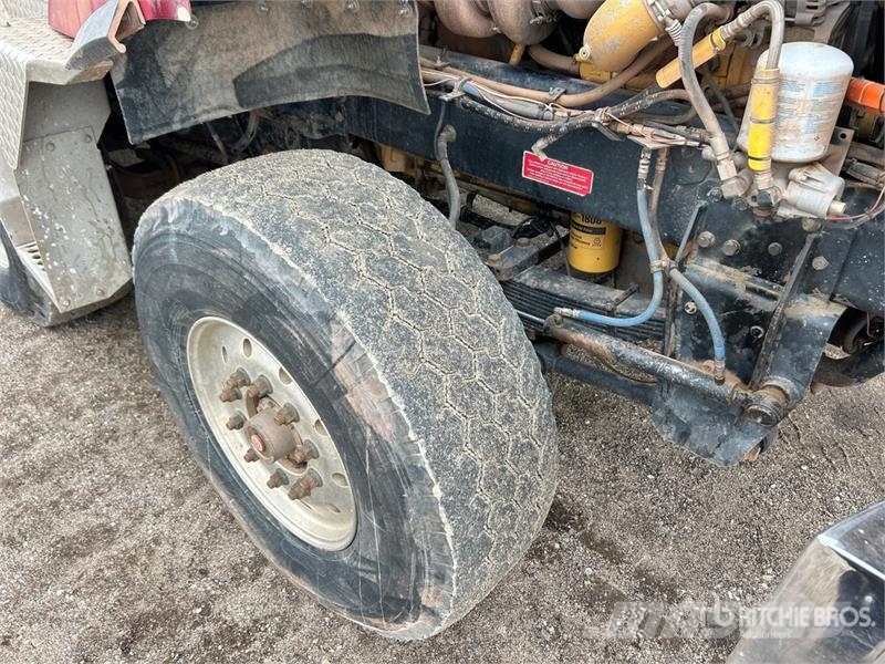 Western Star 4900 8x4 Twin-Steer Vacuum Excavator Truck Slamsugningsbil