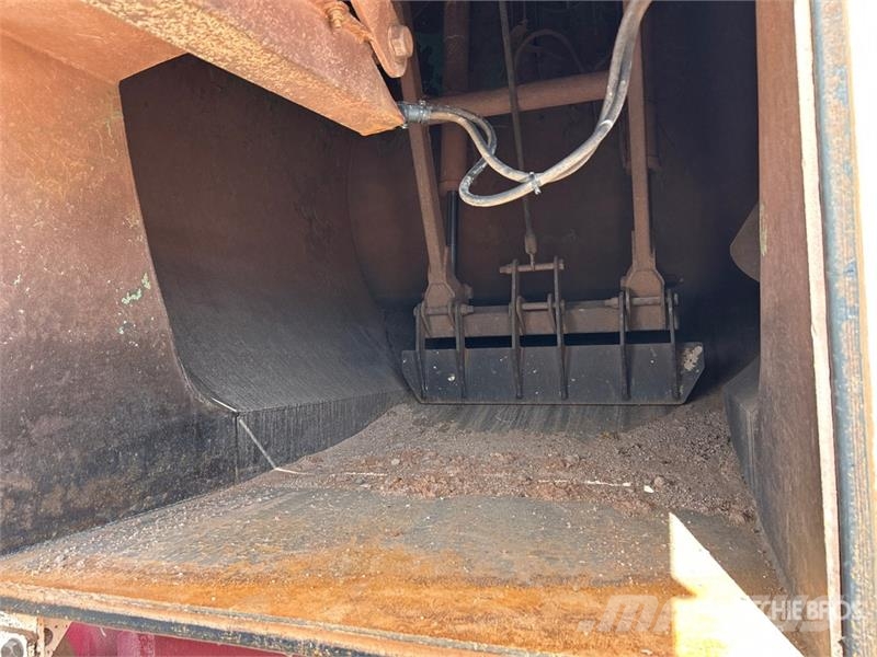 Western Star 4900 8x4 Twin-Steer Vacuum Excavator Truck Slamsugningsbil