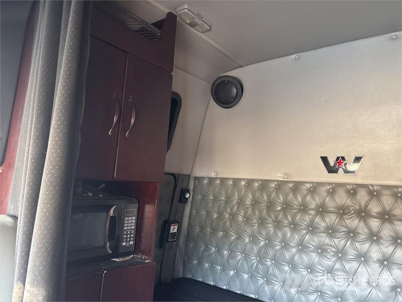 Western Star 4900EX Vetopöytäautot