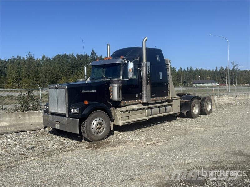 Western Star 4900EX Trekkers