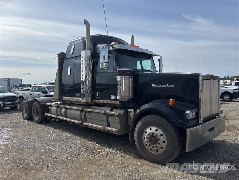 Western Star 4900EX Vetopöytäautot