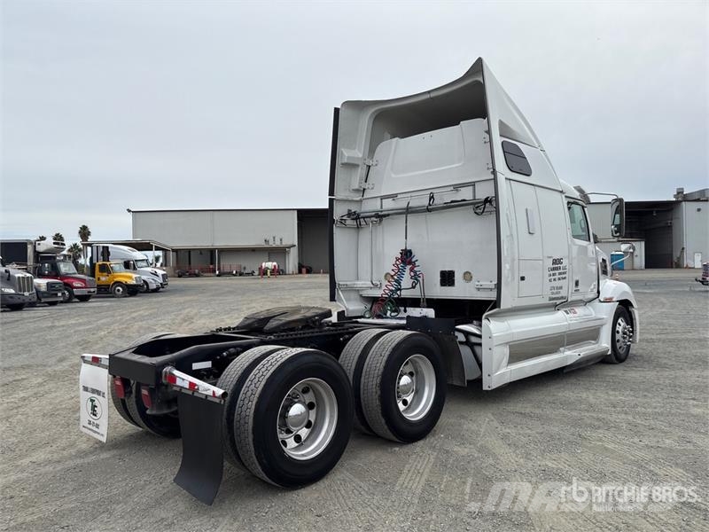 Western Star 5700XE 6x4 T/A Sleeper Truck Tractor Camiones tractor