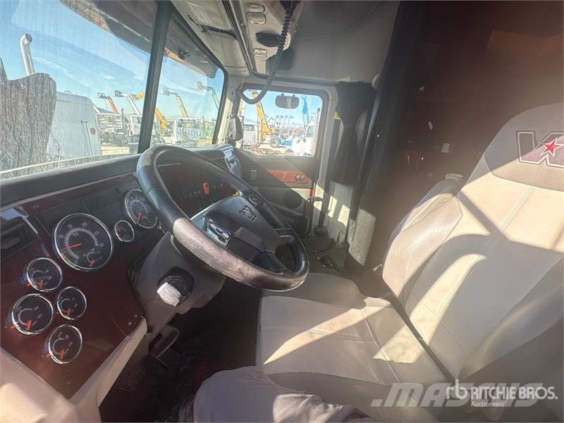 Western Star 5700XE 6x4 T/A Sleeper Truck Tractor Trækkere