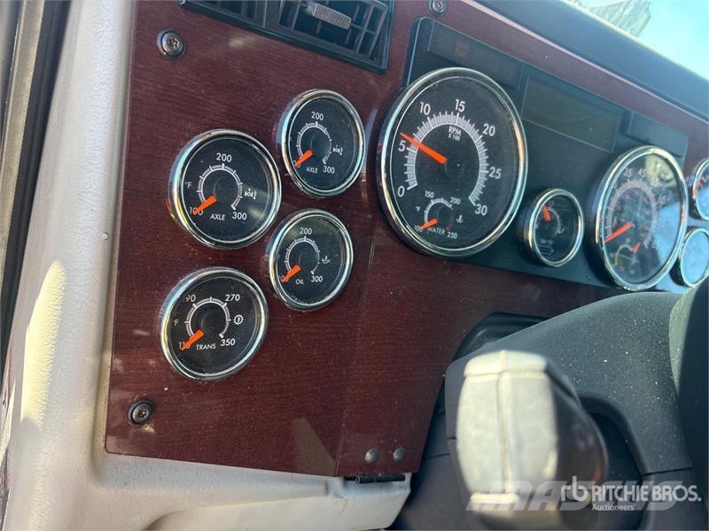 Western Star 5700XE 6x4 T/A Sleeper Truck Tractor Trækkere
