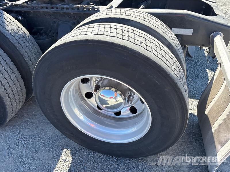 Western Star 5700XE 6x4 T/A Sleeper Truck Tractor Trekkers