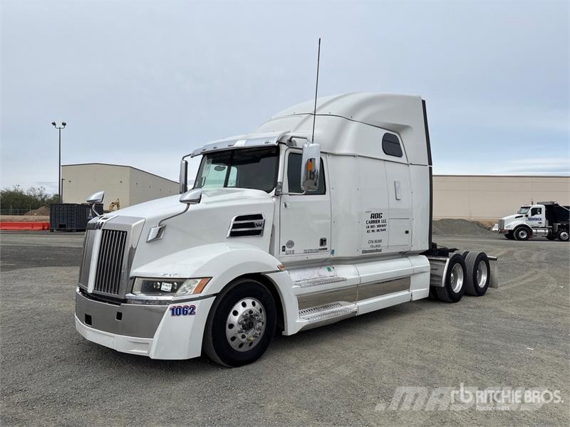 Western Star 5700XE 6x4 T/A Sleeper Truck Tractor Camiones tractor