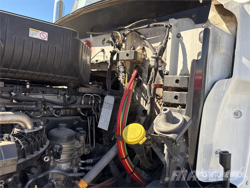 Western Star 5700XE 6x4 T/A Sleeper Truck Tractor Trekkers