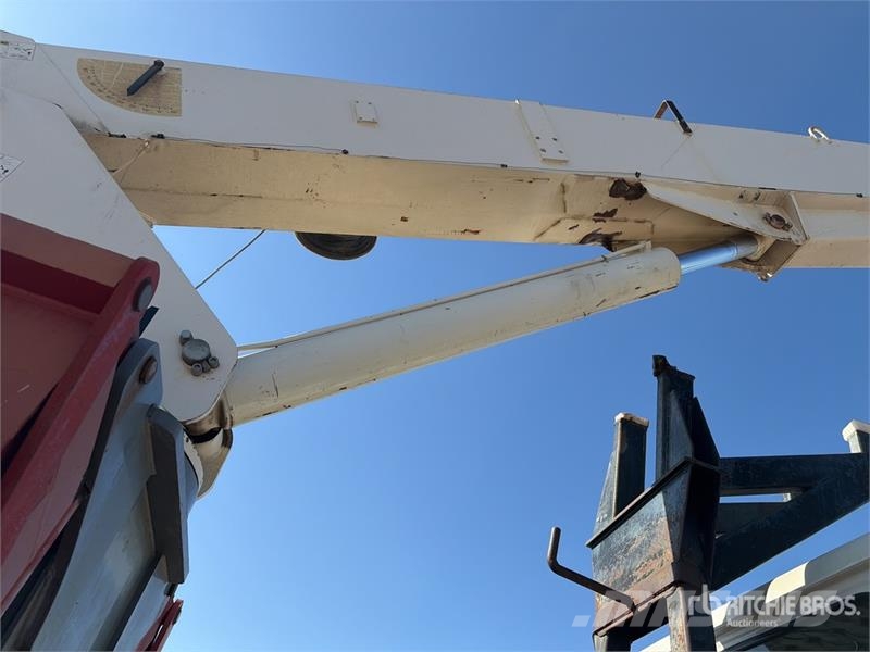Western Star TM3851 38000 lb Straight Boom on Western Star 4900 Kranbil