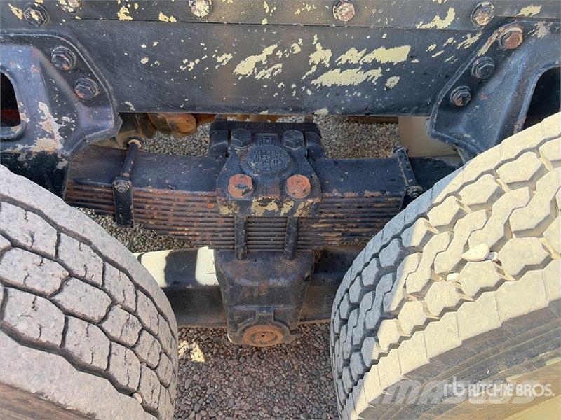 Western Star TM3851 38000 lb Straight Boom on Western Star 4900 Kranbil