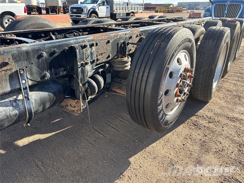 Western Star W4900 10x4 Cab and Chassis Kabine i unutrašnjost
