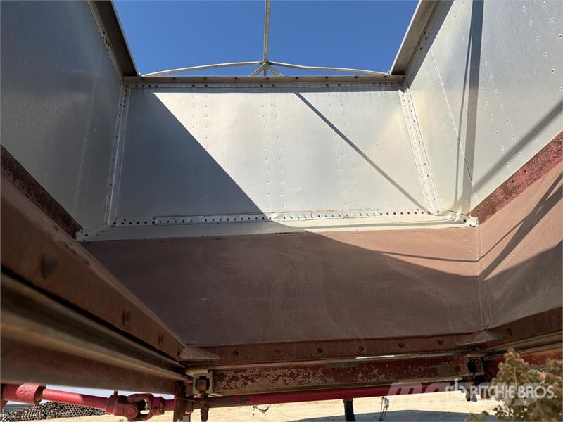 Western Trailers 40 ft T/A Silage Trailer Kombivagnar