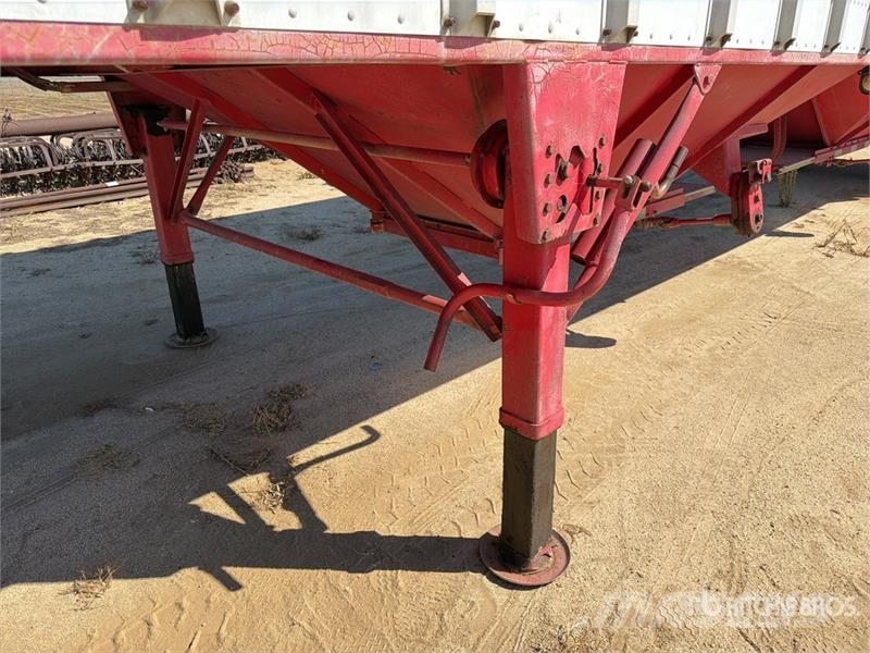 Western Trailers 40 ft T/A Silage Trailer Kombivagnar