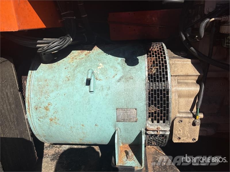 Whisperwatt DCA125SSJU 72 kW Mobile Generator Set (Inoperable) مولدات ديزل