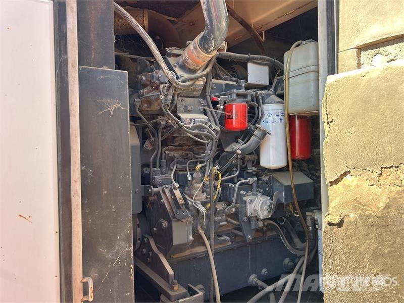 Whisperwatt DF-3300SSK4 300 kVA Mobile Generator Set Diesel Generators