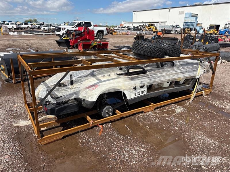 White Six-Seater Golf Cart (Unused) 高爾夫球車