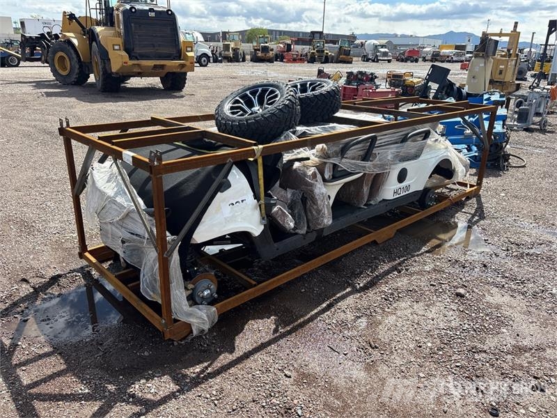White Six-Seater Golf Cart (Unused) 高爾夫球車