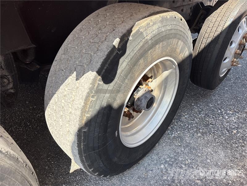 Williamsen 17 ft 10 in Quad/A Pup Dump Trailer 티퍼 트레일러