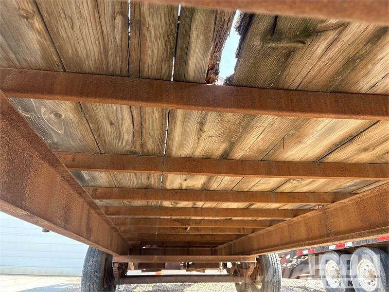 Wilray 24 24 ft T/A Gooseneck Equipment Trailer Prikolice za prevoz vozil