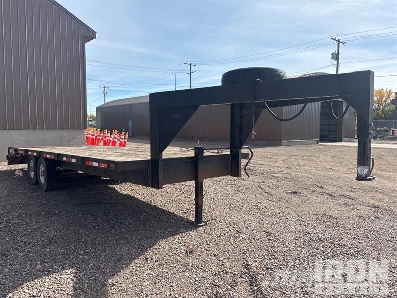 Wilray 24 24 ft T/A Gooseneck Equipment Trailer Prikolice za prevoz vozil