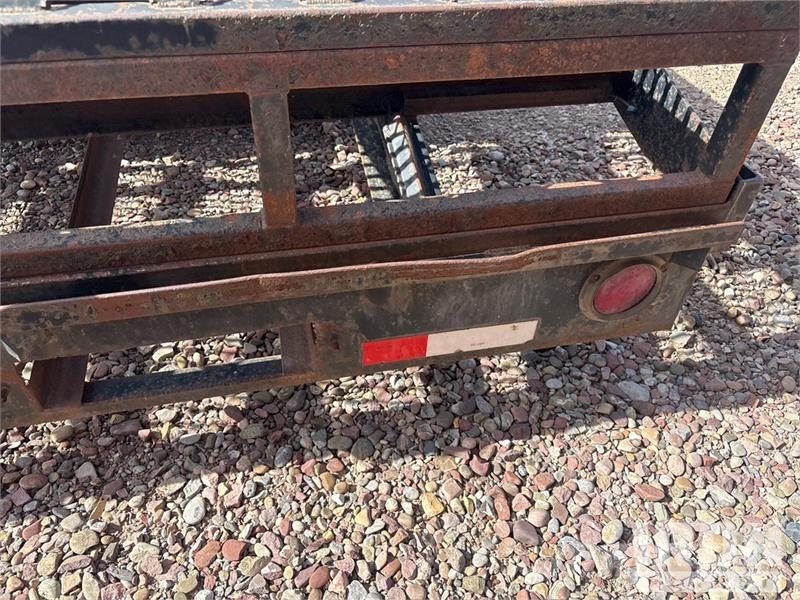 Wilray 24 24 ft T/A Gooseneck Equipment Trailer Prikolice za prevoz vozil