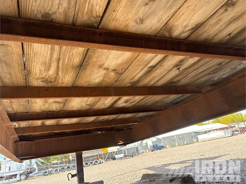 Wilray 24 24 ft T/A Gooseneck Equipment Trailer Prikolice za prevoz vozil