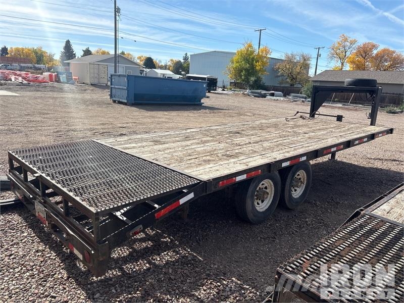 Wilray 24 24 ft T/A Gooseneck Equipment Trailer Prikolice za prevoz vozil