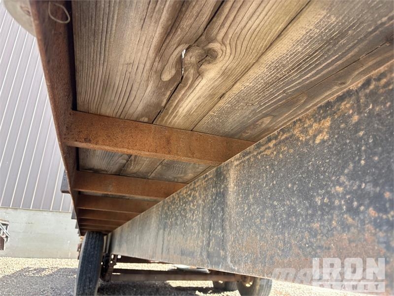 Wilray 24 24 ft T/A Gooseneck Equipment Trailer Prikolice za prevoz vozil