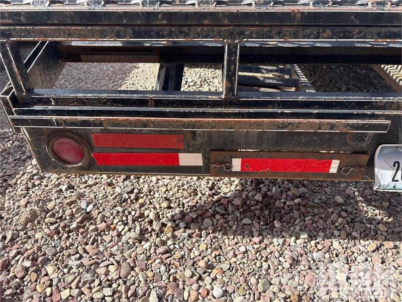 Wilray 24 24 ft T/A Gooseneck Equipment Trailer Prikolice za prevoz vozil