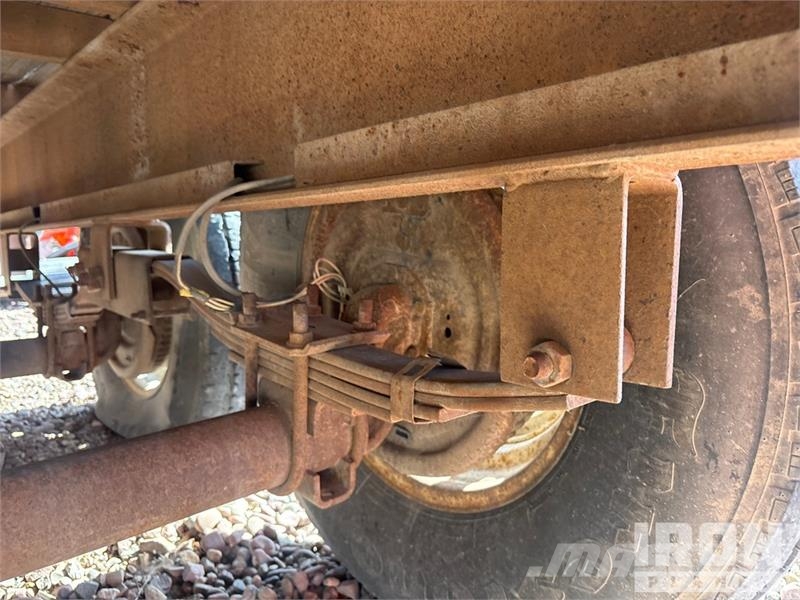 Wilray 24 24 ft T/A Gooseneck Equipment Trailer Prikolice za prevoz vozil