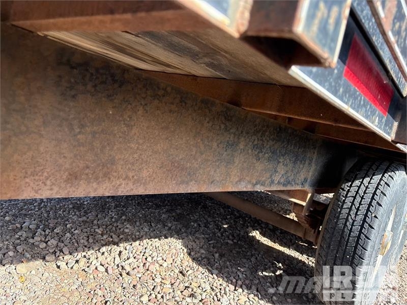 Wilray 24 24 ft T/A Gooseneck Equipment Trailer Prikolice za prevoz vozil