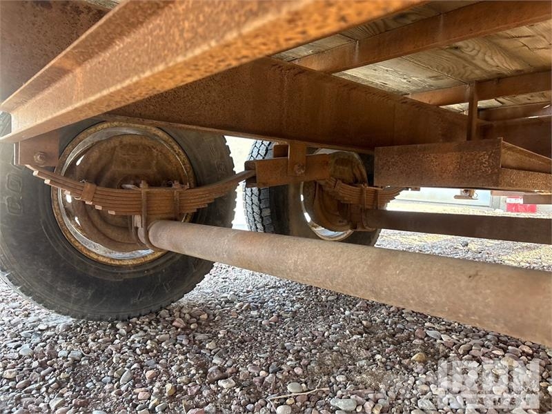 Wilray 24 24 ft T/A Gooseneck Equipment Trailer Prikolice za prevoz vozil
