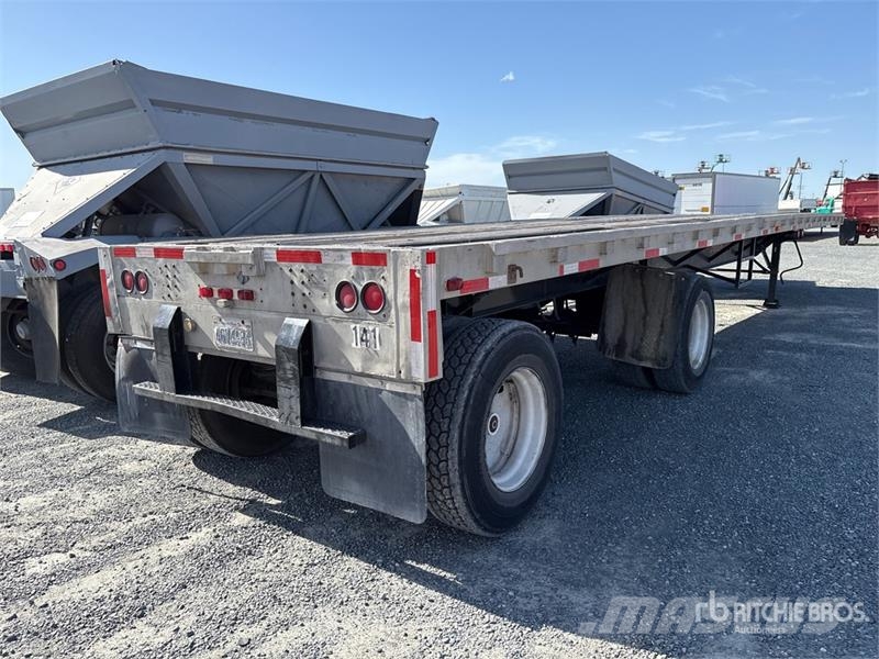 Wilson 45 ft T/A Spread Axle Flatbed Trailer 平板式/側卸式拖車