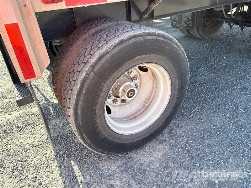 Wilson 45 ft T/A Spread Axle Flatbed Trailer 平板式/側卸式拖車