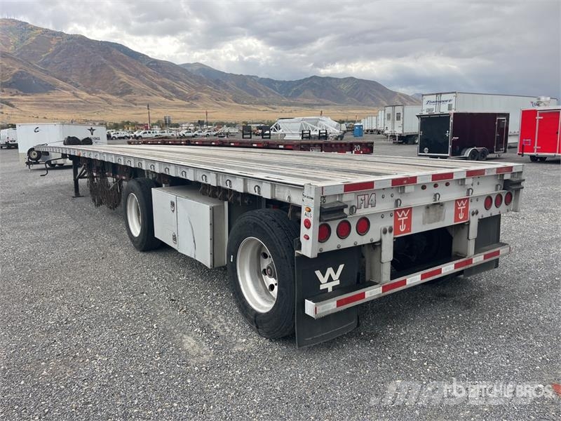 Wilson CF-1080 48 ft T/A Flatbed Trailer Reboques de caixa aberta/rebatíveis