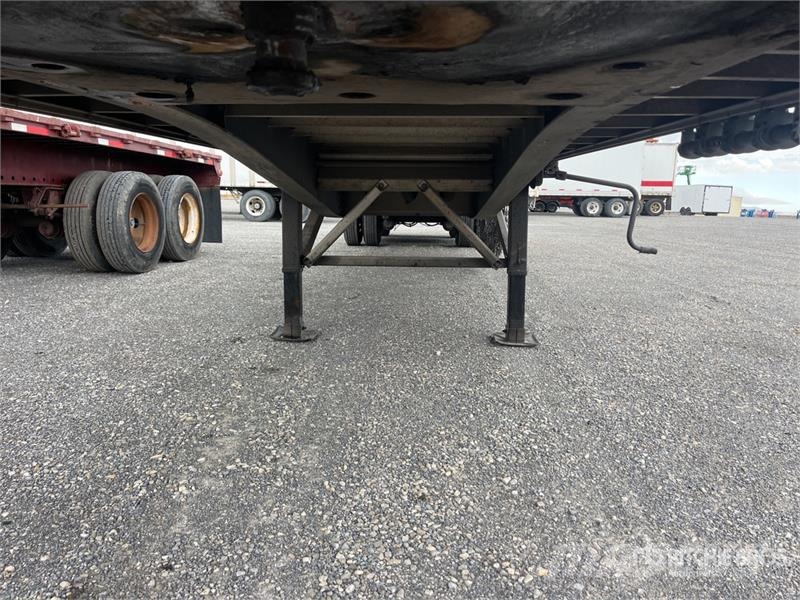 Wilson CF-1080 48 ft T/A Flatbed Trailer Reboques de caixa aberta/rebatíveis
