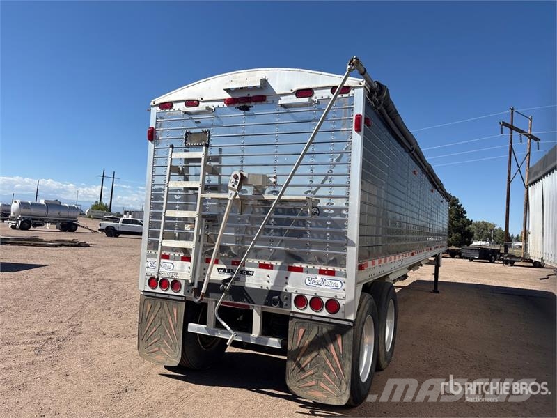 Wilson DWH-550B 43 ft T/A Grain Trailer 運糧車