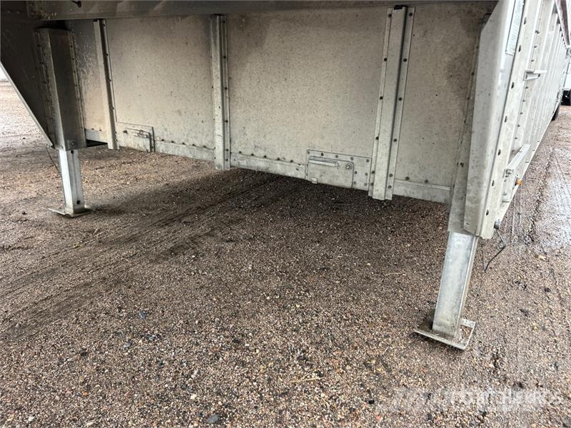 Wilson PSDCL-402 50 ft T/A Livestock Trailer Prikolice za prevoz živine