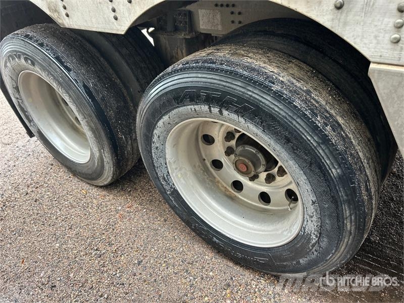 Wilson PSDCL-402 50 ft T/A Livestock Trailer Prikolice za prevoz živine