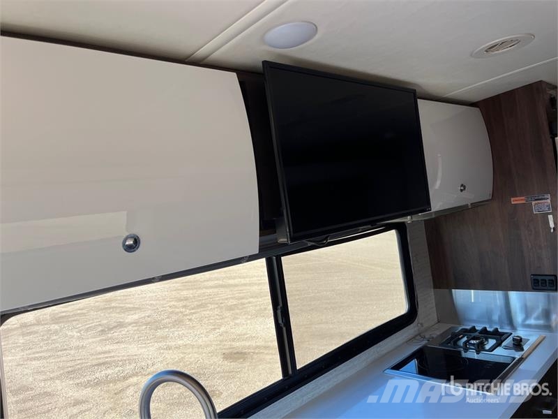  Winnebago View 24D Motor Home 露營車和有篷卡車